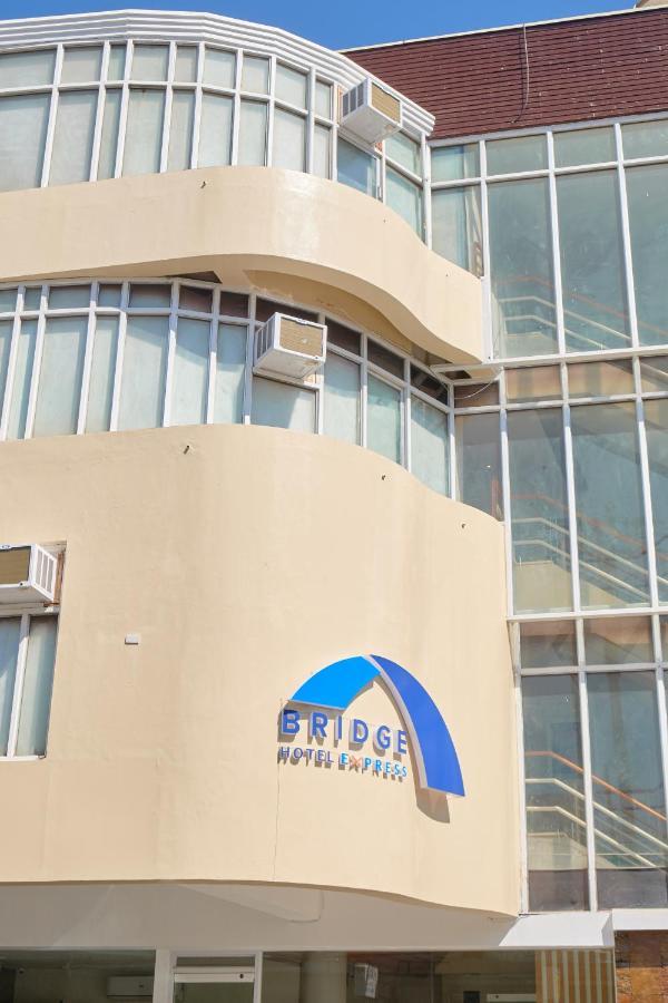 קגיאן דה אורו Bridge Hotel Express מראה חיצוני תמונה